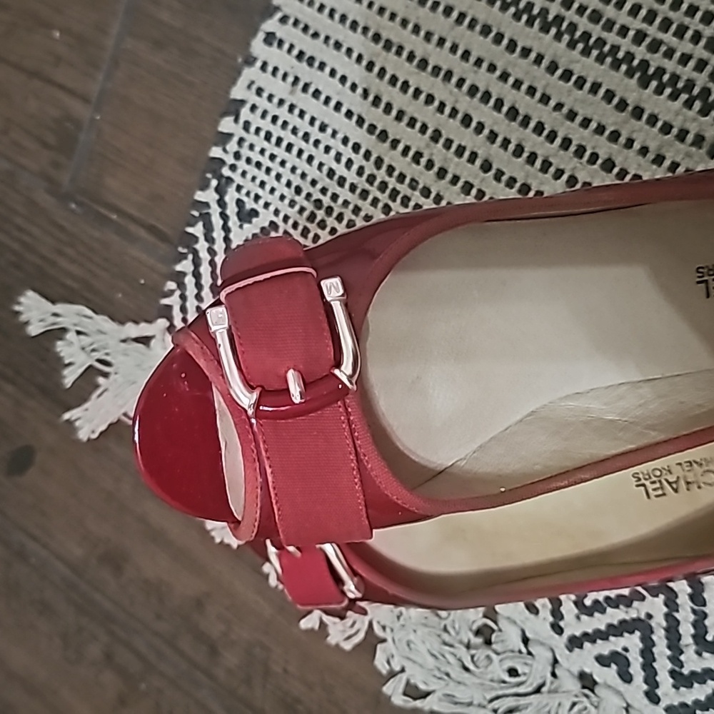 Flats - Picture 4 of 6